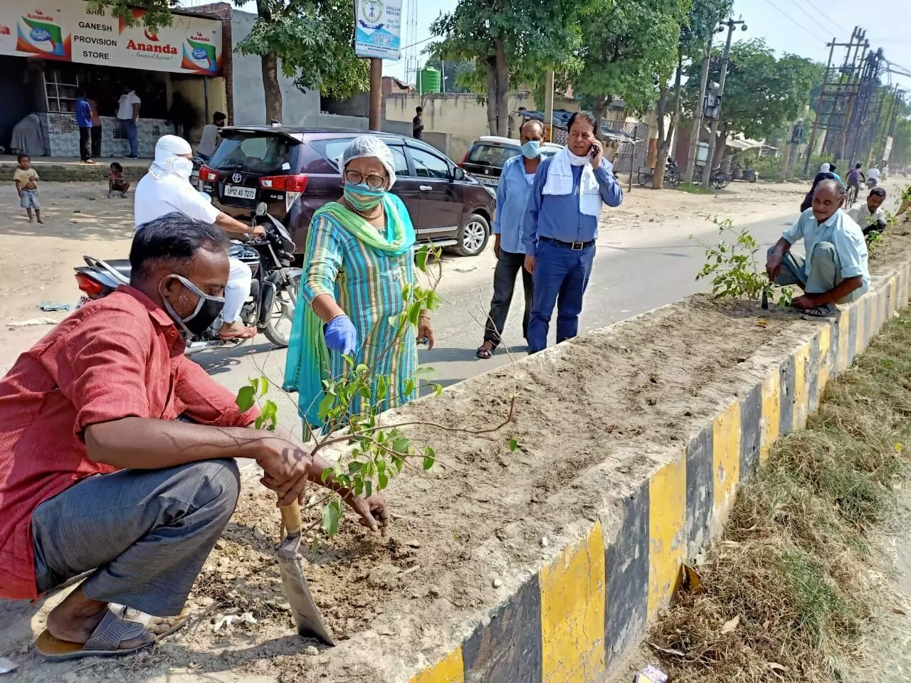 पालिकाध्यक्ष अंजू अग्रवाल ने किया वार्डों का निरीक्षण