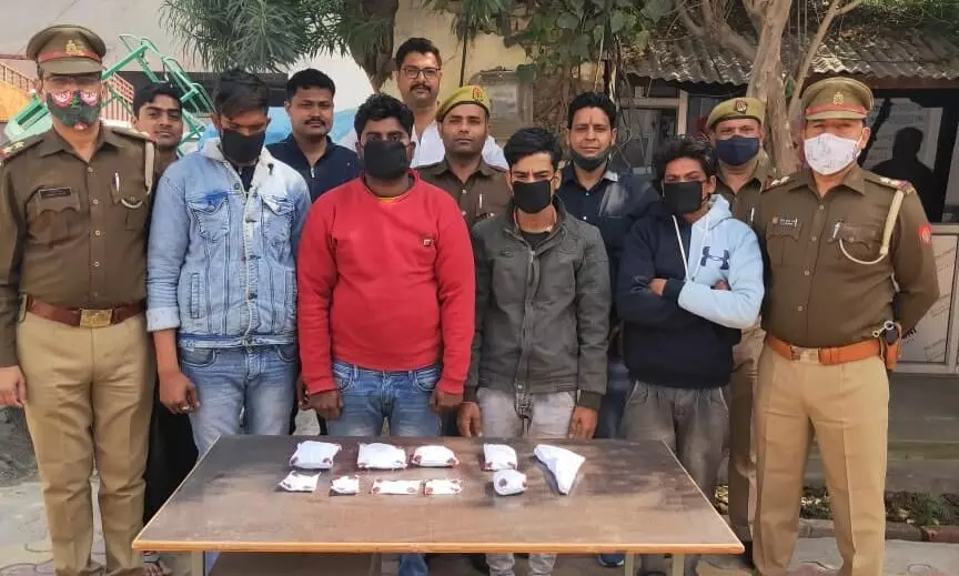 जीरो ड्रग्स अभियान-कोतवाली पुलिस ने पकड़ी 5 लाख की स्मैक