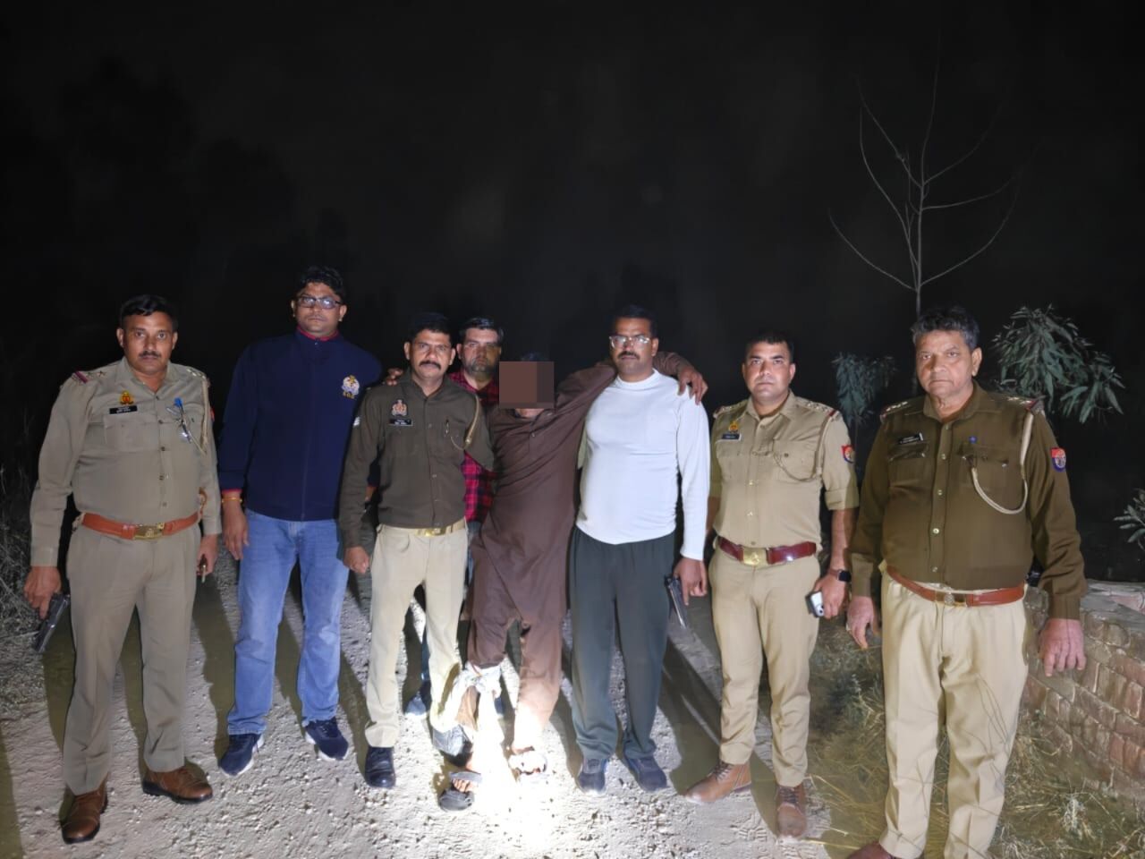 छपार में पशु चोर से पुलिस की मुठभेड़, गोली लगने से हुआ घायल