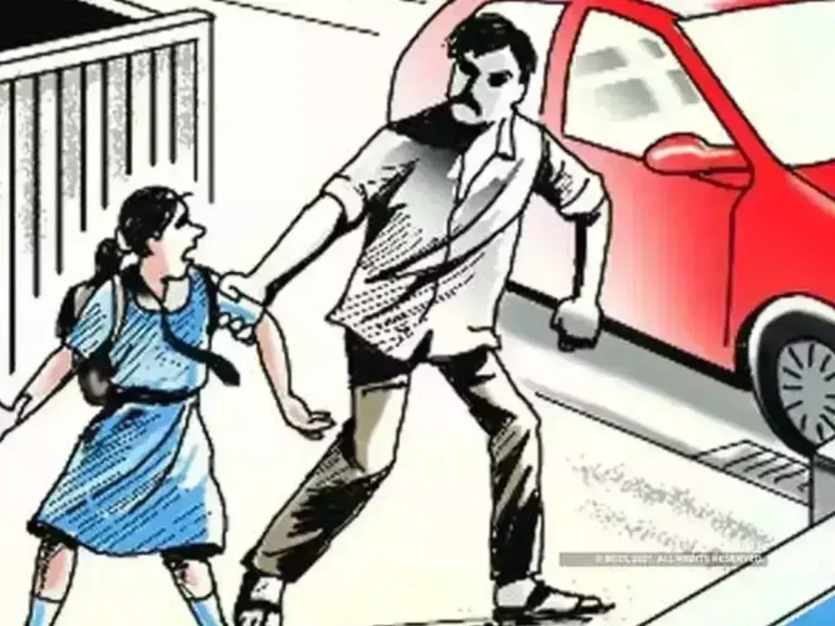 नमाज में व्यस्त थे परिजन, घर में घुसकर बेटी को उठा ले गया चीता