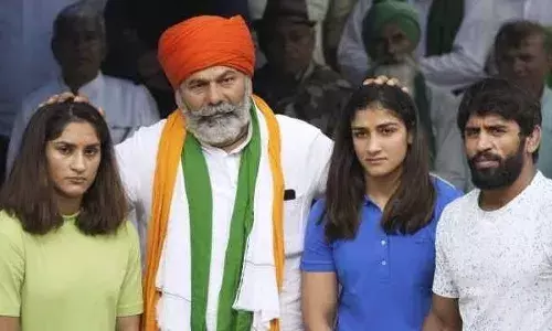 Paris Olympics-विनेश फोगाट के साथ छल पर भड़के राकेश टिकैत