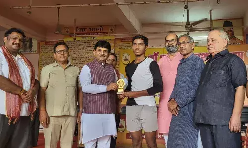 मंत्री कपिल देव ने एथलेटिक्स को किया सम्मानित