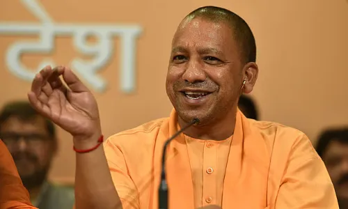उत्तर प्रदेश में दीपावली से पहले राज्य कर्मचारियों का बढ़ेगा डीए व बोनस