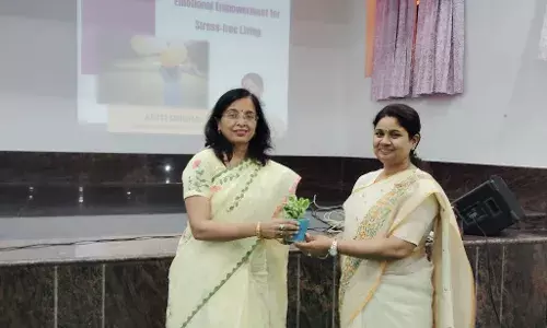 एम.जी. पब्लिक स्कूल में तनावमुक्त जीवन पर कार्यशाला का आयोजन