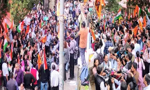 हिमाचल में देवभूमि संघर्ष समिति ने किया प्रदर्शन