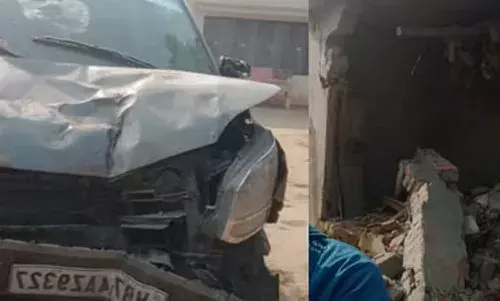 गूगल मैप ने फिर दिया धोखा: महाकुंभ से अयोध्या आ रहे पश्चिम बंगाल के श्रद्धालुओं की कार मकान में घुसी, एक घायल