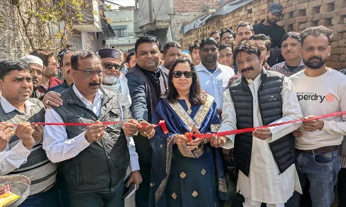 MUZAFFARNAGAR-वार्ड 48 में चेयरपर्सन ने दी नये नलकूल की सौगात