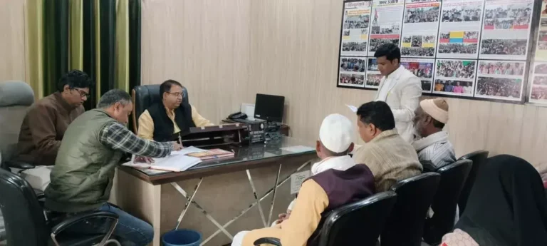 पुरकाजी के दलितों को चेयरमैन जहीर ने दिया अंबेडकर बस्ती का सम्मान