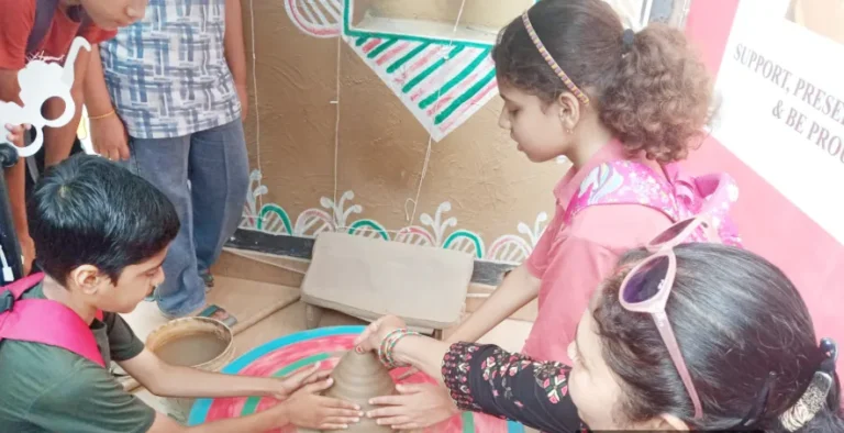 एम.जी. पब्लिक स्कूल में बच्चों ने जाना भारत का इतिहास