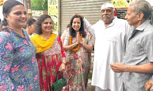 मीनाक्षी स्वरूप ने दी विकास की सौगात-छह वार्डों में नौ सड़कों का लोकार्पण