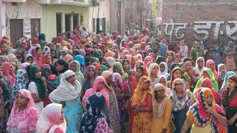 रामपुरी से हर छह महीने में तीर्थ यात्रा पर जाते हैं परिवार