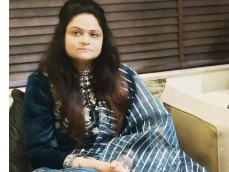 नगरपालिका में में तकरार-ईओ डॉ. प्रज्ञा ने लेखाकार व दो लिपिकों को भेजा नोटिस