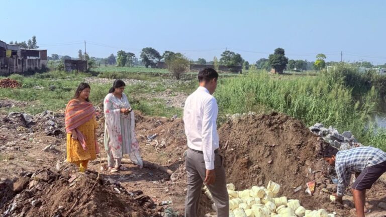 मानक के खिलाफ मिला खोया और रसगुल्ला, 90 हजार का खाद्य पदार्थ नष्ट