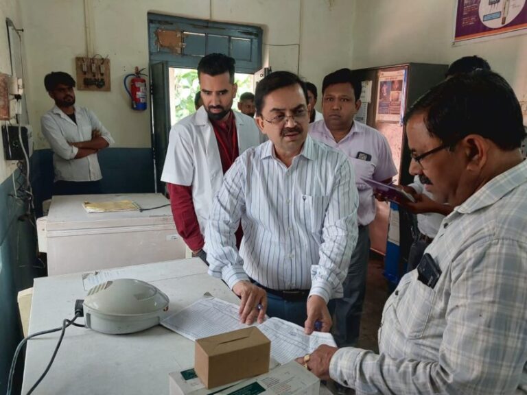 सीएमओ ने सीएचसी खतौली का किया औचक निरीक्षण