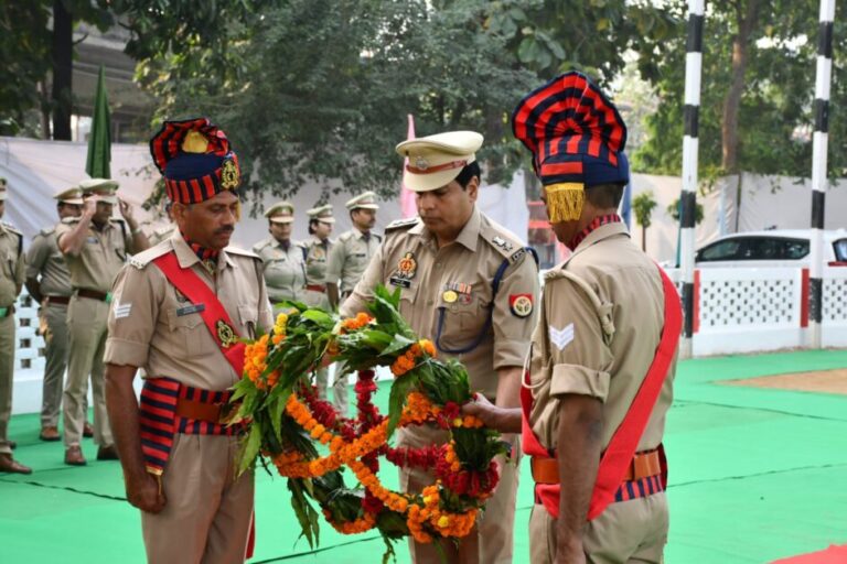 मुजफ्फरनगर-पुलिस स्मृति दिवस पर शहीदों को दी गई भावभीनी श्रद्धांजलि