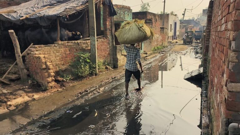 मुजफ्फरनगर-अफसरों से नाराज ग्रामीण ब्लॉक कार्यालय पर करेंगे शोकसभा