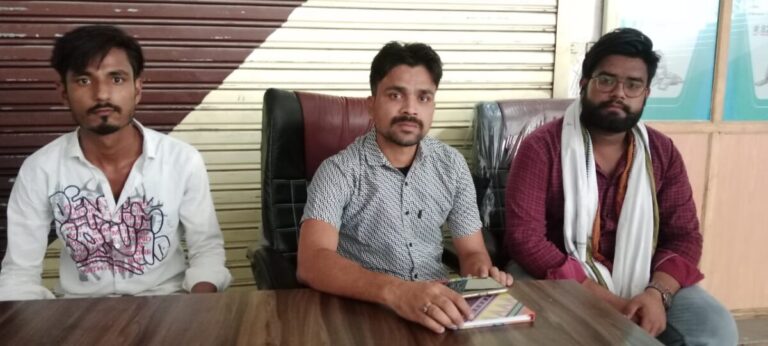 मुजफ्फरनगर टैक्सी एसोसिएशन ने की अवैध निजी टैक्सियों पर कार्रवाई की मांग