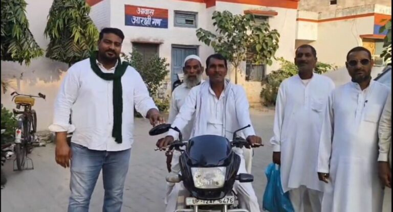 चरथावल सहकारी समिति के कर्मचारी पर भ्रष्टाचार का आरोप