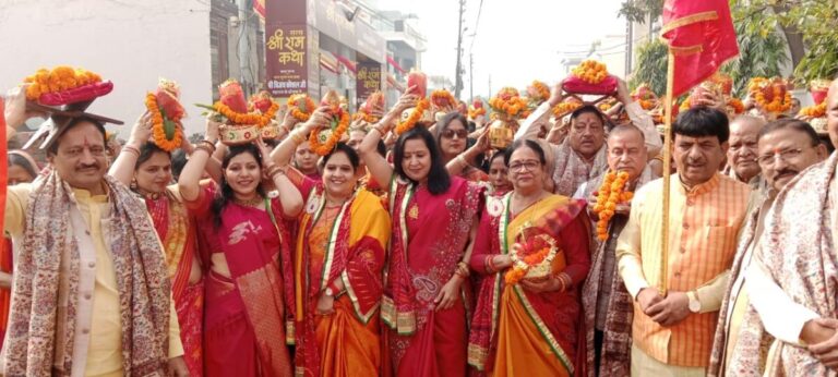 नई मंडी में श्रीराम कथा का शुभारंभ, विजय कौशल महाराज ने किया प्रवचन