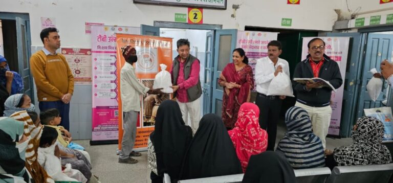 साईं धान फाउंडेशन ने 140 टीबी मरीजों को वितरित की पोषण पोटली