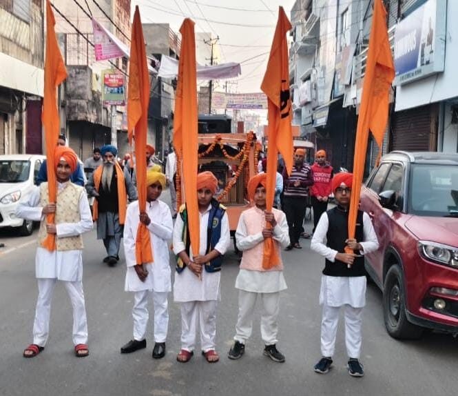 350वें शहीदी पर्व पर देवबंद में प्रभात फेरी, गुरु तेग बहादुर जी को नमन