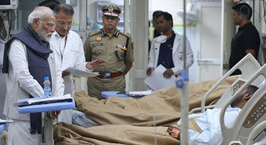 दिल्ली ब्लास्ट पर पीएम मोदी का एलएनजेपी अस्पताल दौरा, एनआईए ने बनाई स्पेशल जांच टीम