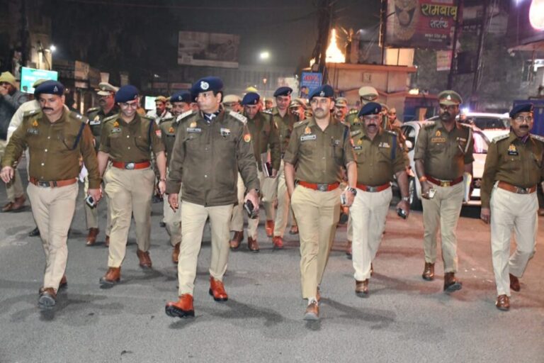 अफसरों को लेकर आधी रात सुरक्षा परखने सड़कों पर उतरे एसएसपी संजय वर्मा