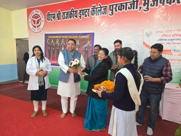 नई पीढ़ी को हुनरमंद बनने का चेयरमैन जहीर फारूकी ने दिखाया रास्ता