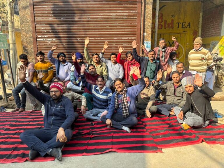 कैबिनेट मंत्री अनिल कुमार ने विकलांगों को की ट्राई साइकिल वितरित