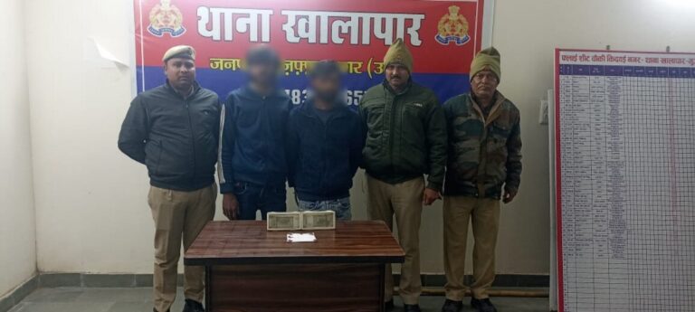 खालापार पुलिस ने किया चोरी का खुलासा, दो शातिर चोर गिरफ्तार, एक लाख रुपये बरामद