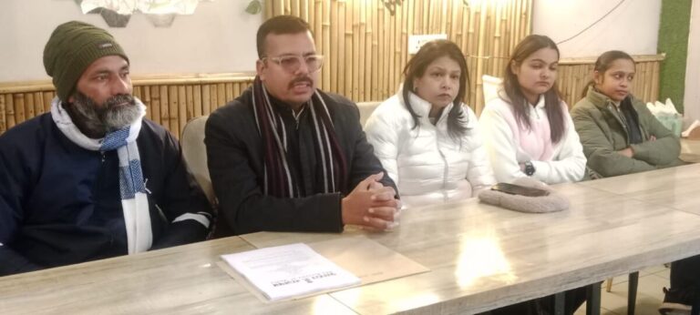 रोड साइड एनीमल की खातिर मुजफ्फरनगर में शैल्टर बनाएगा अर्जुन फाउंडेशन