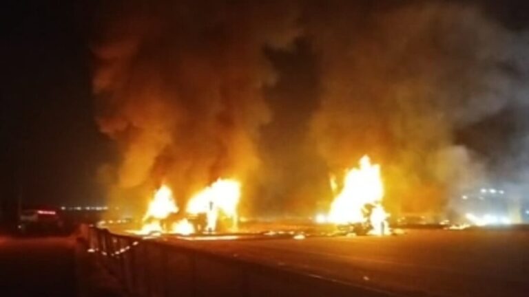 Karnataka bus accident Chitradurga: बस-लॉरी टक्कर में आग, 9 की मौत