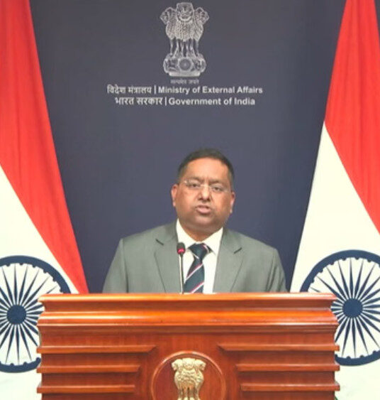 श्रीलंका राहत उड़ान पर भारत–पाकिस्तान में विवाद, भारत ने पाक के आरोपों को झूठा बताया