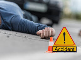 बड़ा हादसा, एक बाइक पर सवार चार युवकों में तीन की मौत, एक की हालत नाजुुक