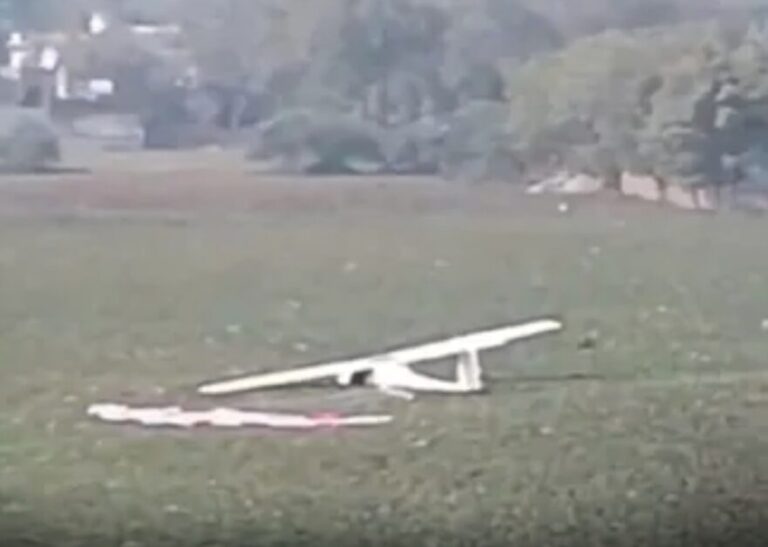 प्रयागराज में एयरफोर्स का प्रशिक्षण विमान दुर्घटनाग्रस्त, दोनों पायलट सुरक्षित