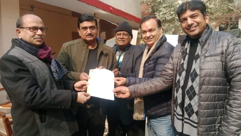 मुजफ्फरनगर के पेपर उद्यमी बोले-अब नहीं जलाएंगे एमएसडब्ल्यू