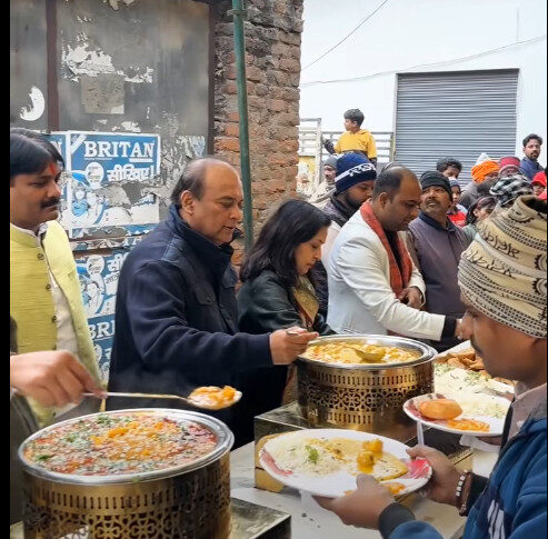 माँ शाकुम्बरी देवी करुणा, शक्ति और समृद्धि की प्रतीकः मीनाक्षी स्वरूप