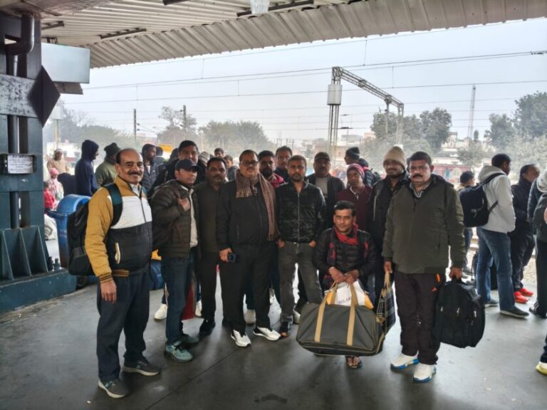 मुजफ्फरनगर में सुख-समृद्धि की कामना लेकर यात्रा पर निकले सभासद राजीव शर्मा