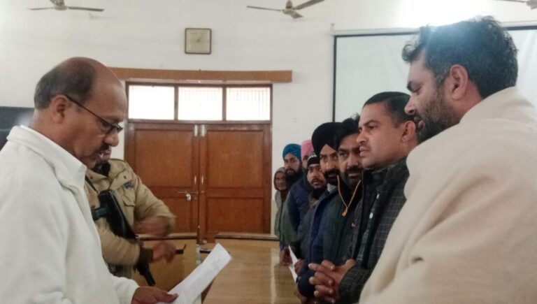 मुजफ्फरनगर में घमासानः किसान यूनियन के खिलाफ सड़क पर उतरे आरडीएफ सप्लायर