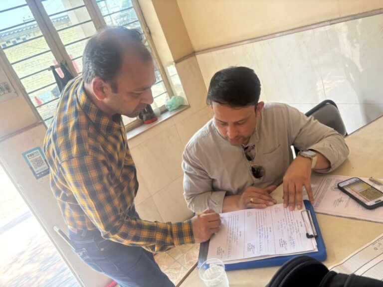 मुजफ्फरनगर-खाद्य तेल रिपैकिंग यूनिट पर छापा, 30 टीन तेल को सील किया