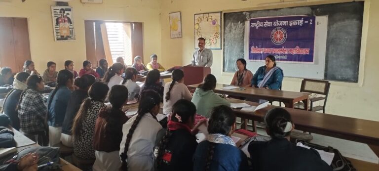 खतौली: विद्योत्तमा कन्या महाविद्यालय में छात्राओं को सिखाई साइबर सुरक्षा