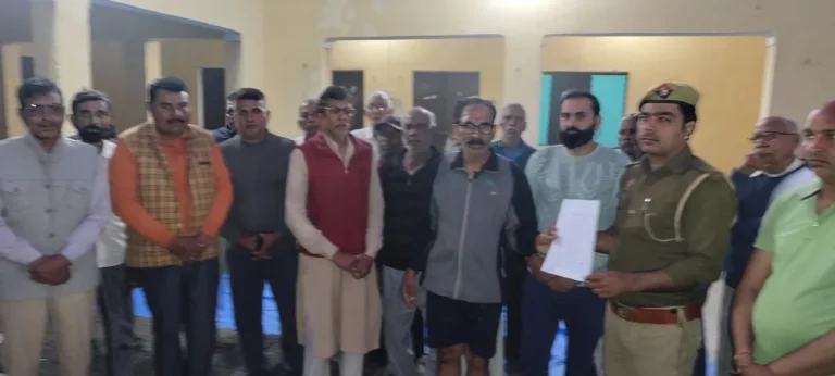 झालू में किन्नरों द्वारा जबरन धन उगाही पर शिकायत