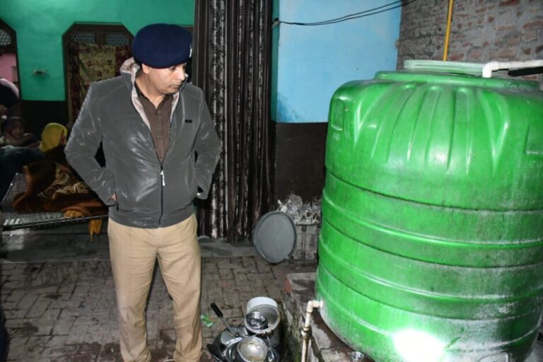 कातिल बुआः चार साल की मासूम भतीजी का कत्ल कर किया भाभी पर हमला