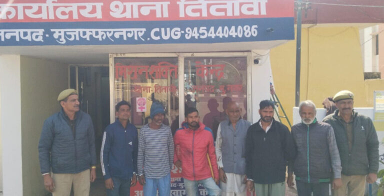 आम के बाग में जुआ खेल रहे छह जुआरियों को किया गिरफ्तार