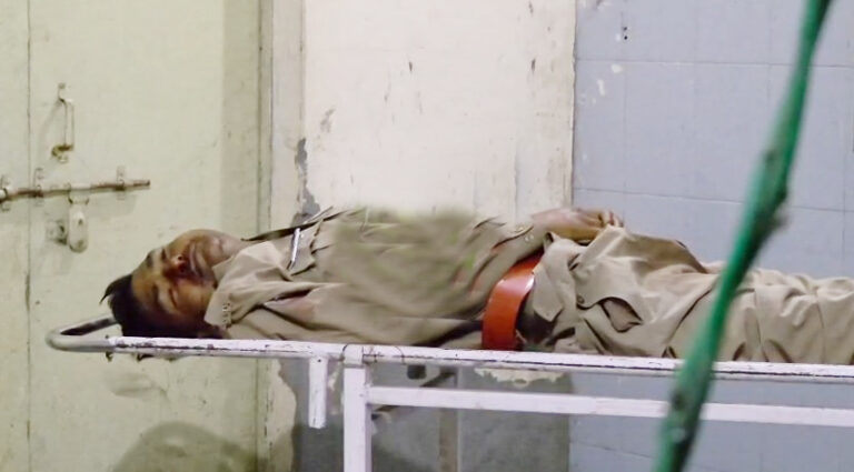मुजफ्फरनगर-बंदी को पेशी पर ले जाते समय पुलिसकर्मी का हार्ट फेल