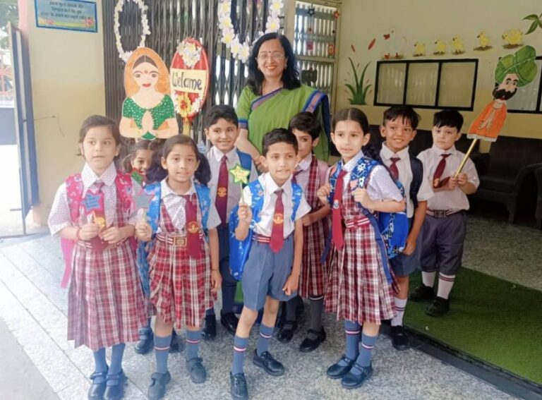 एमजी पब्लिक स्कूल में नए शैक्षिक सत्र 2026-27 का भव्य शुभारंभ