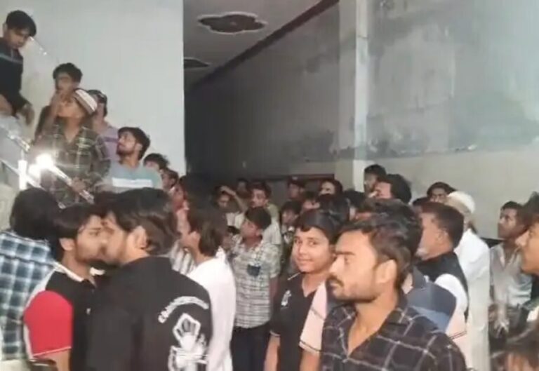 बेटियों की शादी के लिए जोड़े 12 लाख रुपये चोरी: मुजफ्फरनगर में शादी में गया था परिवार, घर से नकदी गायब