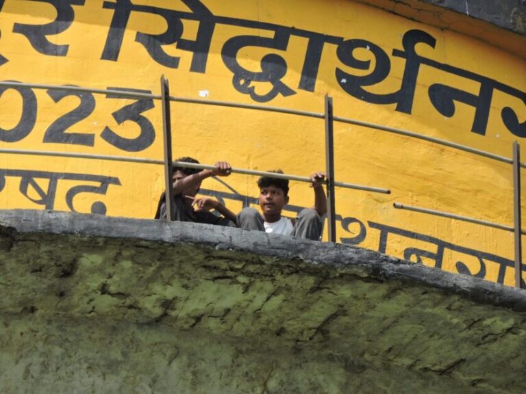 सिद्धार्थनगर में रील का जुनून जानलेवा, टंकी से गिरकर बालक की मौत