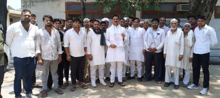 प्रधानों की सरकार से दो टूक-समय पर चुनाव, नहीं तो कायम रखी जाये कुर्सी
