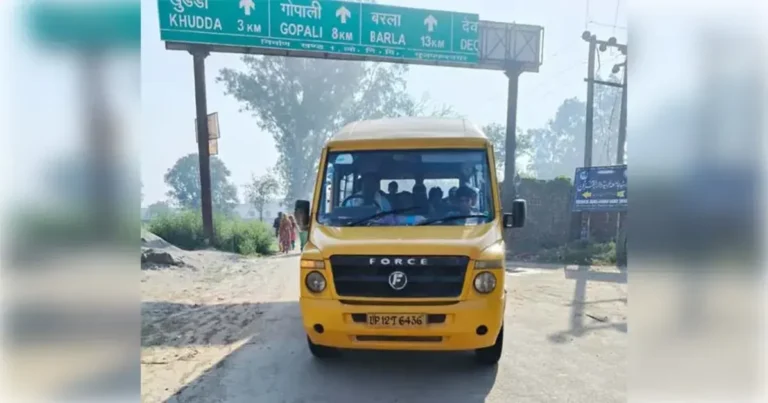 मुजफ्फरनगर: एम्बुलेंस में था वैन का पंजीकरण, बना दी स्कूल की मिनी बस
